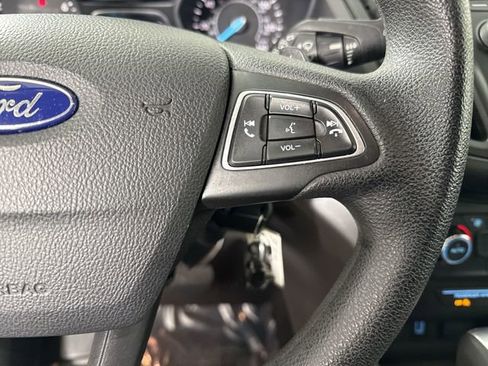 Used 2017 Ford Escape SE image 13