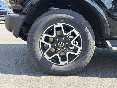 New 2026 Ford Bronco Outer Banks AWD/4WD image 12