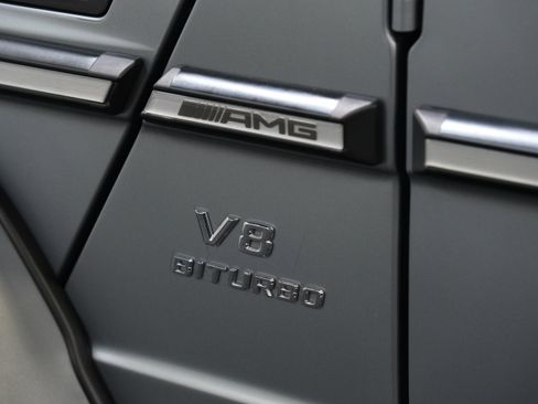 Used 2016 Mercedes-Benz G 63 AMG 4MATIC image 18