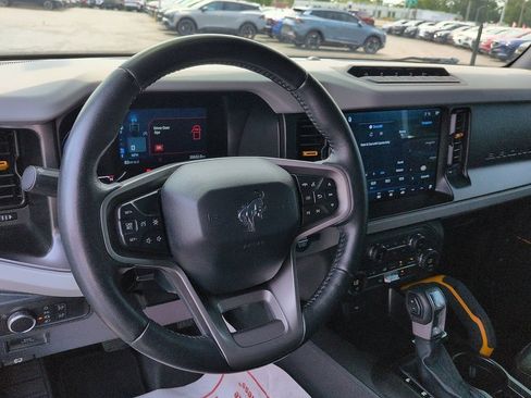 Used 2021 Ford Bronco Badlands AWD/4WD image 9