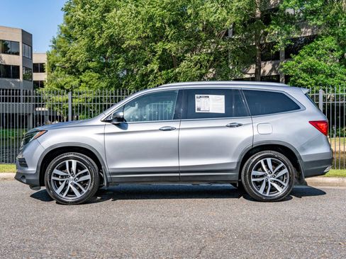 Used 2017 Honda Pilot Elite image 9