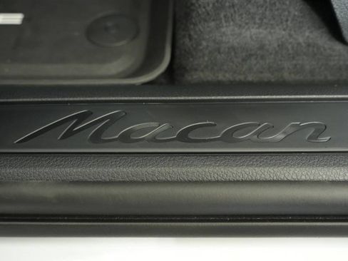 New 2025 Porsche Macan image 32