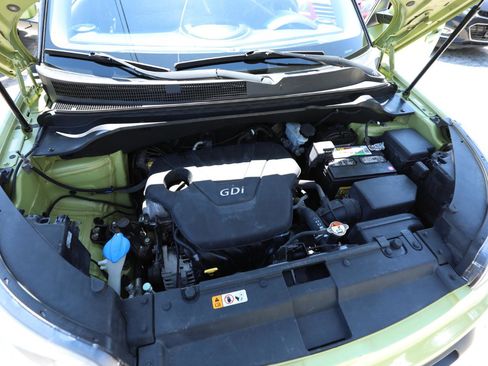 Used 2016 Kia Soul FWD image 23