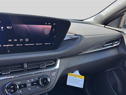 New 2026 Buick Envista Preferred image 11