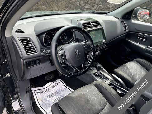 Used 2020 Mitsubishi Outlander Sport SE AWD/4WD image 12
