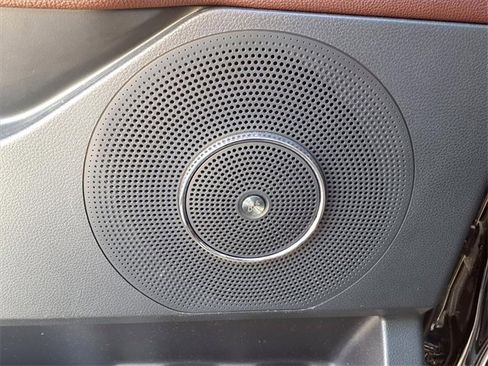 Used 2022 Ford Expedition Limited image 20