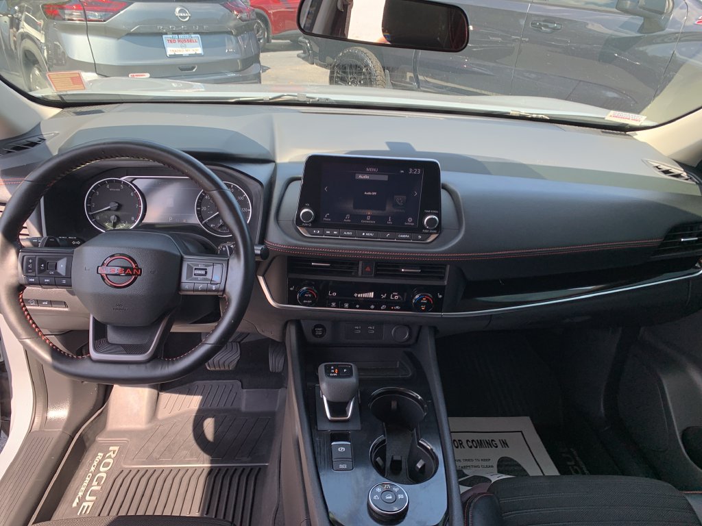 Certified 2025 Nissan Rogue SV AWD/4WD image 21