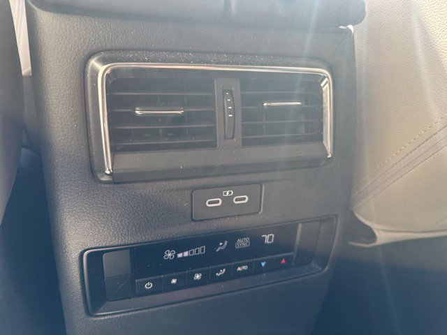 Certified 2024 MAZDA CX-90 3.3 Turbo w/ Preferred Plus AWD/4WD image 21