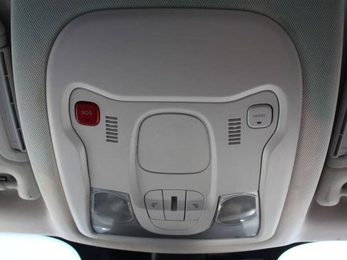Used 2021 Jeep Renegade Trailhawk AWD/4WD image 21