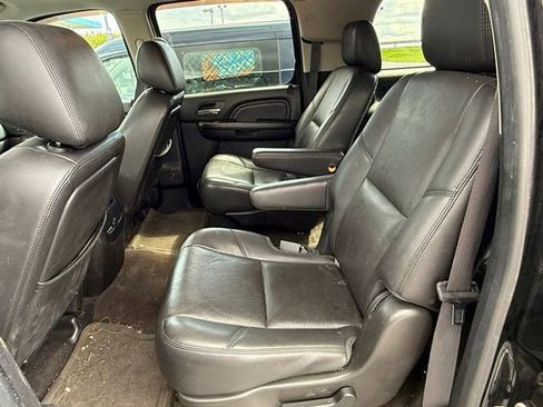 Used 2013 GMC Yukon XL Denali image 10