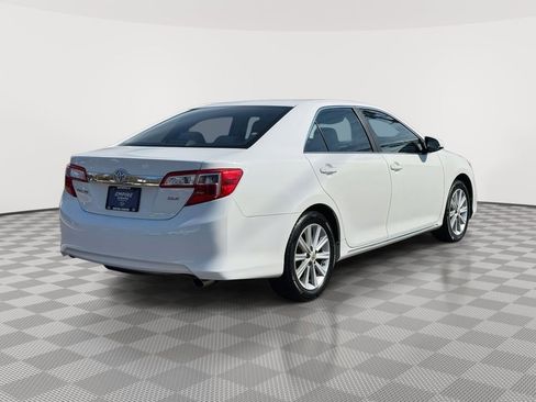 Used 2013 Toyota Camry XLE w/ Preferred Accessory Pkg image 7