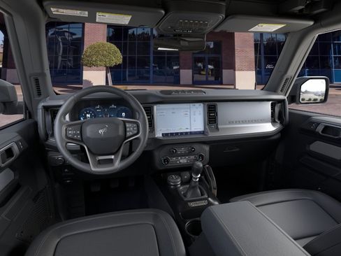 New 2026 Ford Bronco Badlands w/ Black Appearance Package AWD/4WD image 9