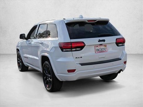 Used 2019 Jeep Grand Cherokee Altitude image 8