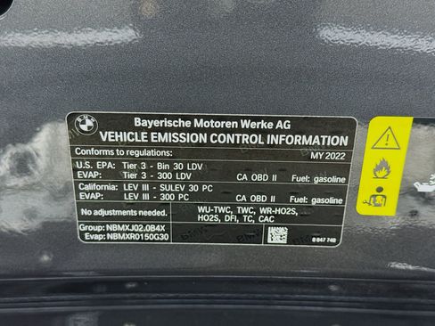 Used 2022 BMW 330i Sedan w/ Driving Assistance Package image 21