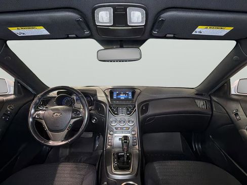 Used 2016 Hyundai Genesis 3.8 image 30