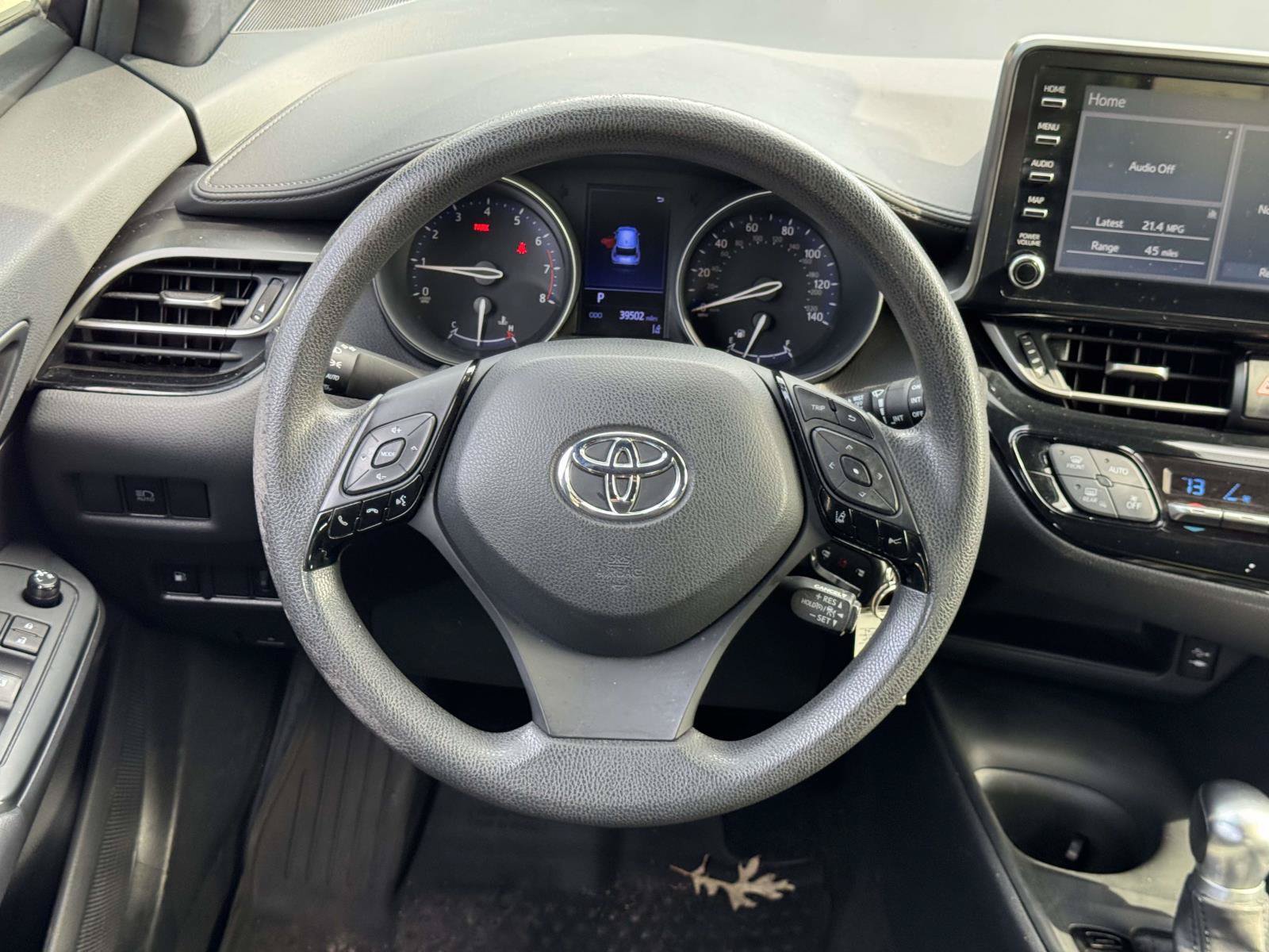 Used 2019 Toyota C-HR LE FWD image 11