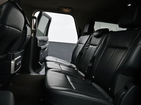 Used 2023 Ford Expedition Max XLT AWD/4WD image 19