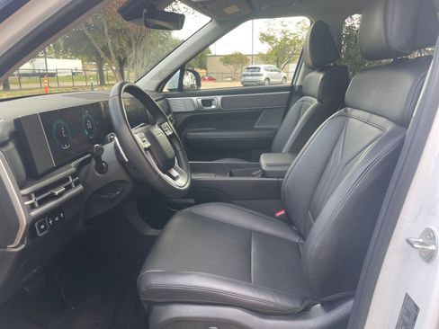 Used 2025 Hyundai Santa Fe SEL image 27