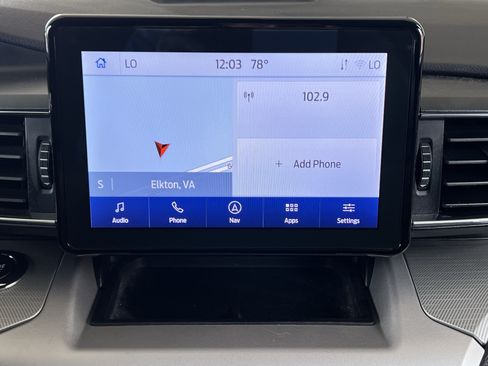 Used 2023 Ford Explorer XLT w/ Equipment Group 202A AWD/4WD image 27
