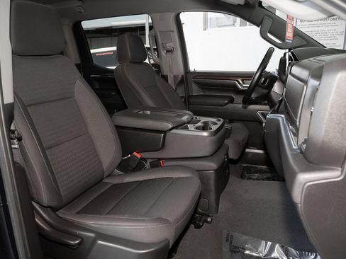 Used 2023 Chevrolet Silverado 1500 LT RWD image 40