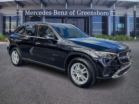 Certified 2025 Mercedes-Benz GLC 300 4MATIC image 2