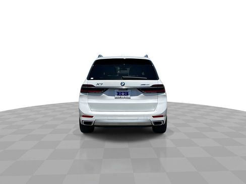 Used 2024 BMW X7 xDrive40i AWD/4WD image 7