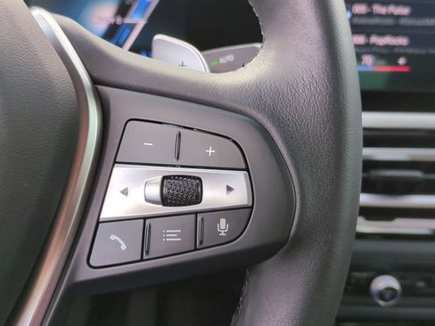 Certified 2024 BMW 330e w/ Convenience Package image 20