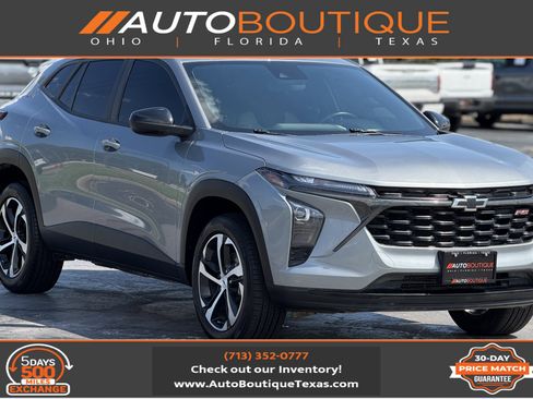 Used 2024 Chevrolet Trax RS w/ Driver Confidence Package FWD image 1