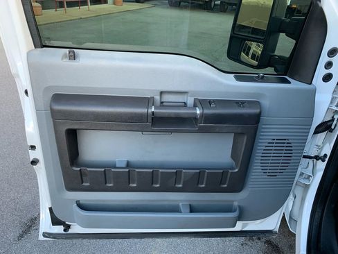 Used 2013 Ford F350 XL w/ PWR Equipment Group image 8