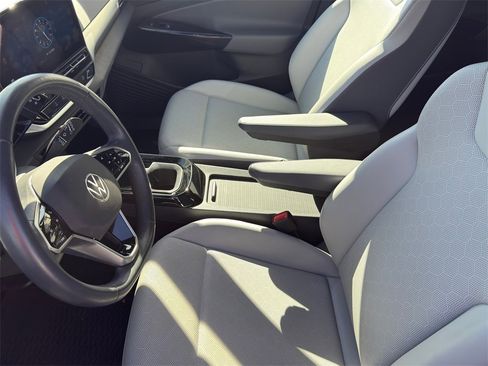 Used 2022 Volkswagen ID.4 Pro S image 9