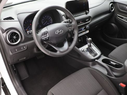 Used 2023 Hyundai Kona SEL w/ Convenience Package image 15