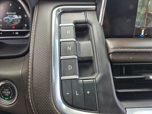 Used 2022 GMC Yukon SLT w/ SLT Luxury Package AWD/4WD image 33