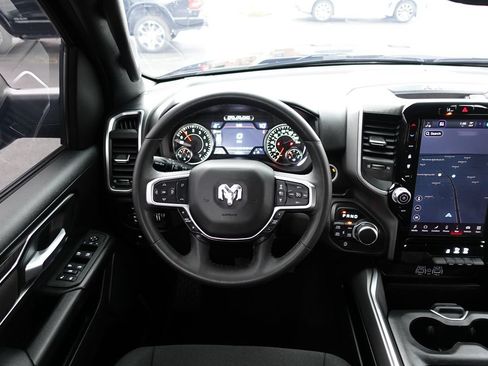 Used 2025 RAM 1500 Big Horn AWD/4WD image 41