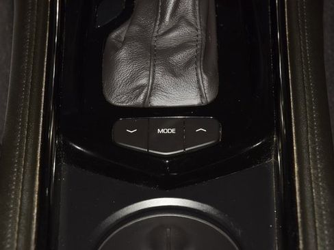 Used 2017 Cadillac ATS V w/ Luxury Package image 31