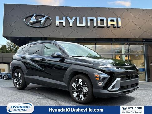 Certified 2025 Hyundai Kona SEL FWD image 1