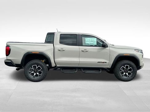 New 2026 GMC Canyon AT4X w/ LPO, Black Badging Package image 6