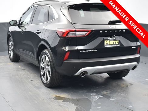 Used 2024 Ford Escape Platinum image 31
