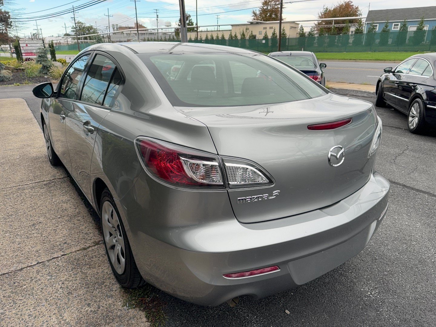 Used 2012 MAZDA MAZDA3 i Sport FWD image 4