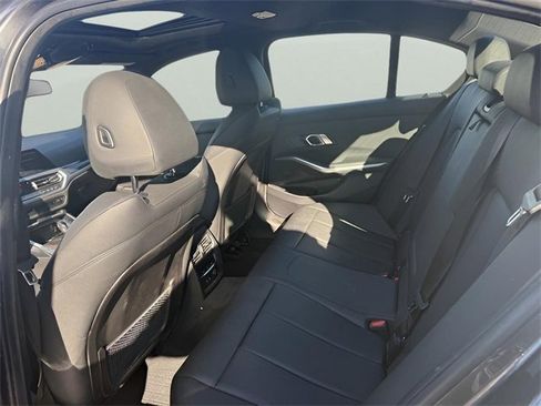 Used 2020 BMW 330i xDrive Sedan w/ Convenience Package image 17