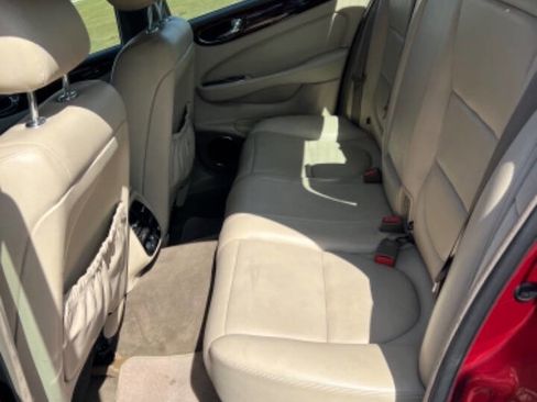Used 2004 Jaguar XJ8 image 11