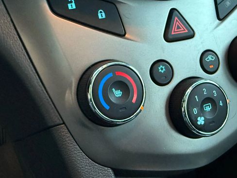 Used 2013 Chevrolet Sonic LTZ image 23