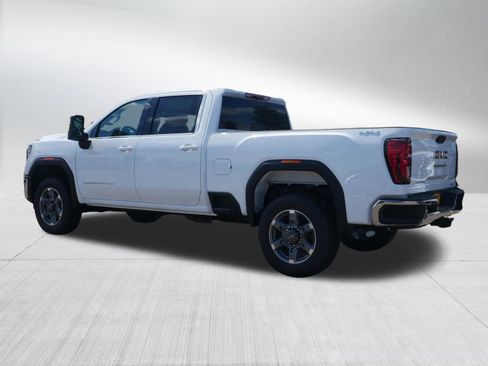 New 2026 GMC Sierra 3500 SLE w/ SLE Value Package AWD/4WD image 2
