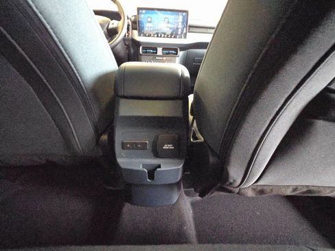 New 2025 Ford Maverick XLT w/ XLT Luxury Package FWD image 23