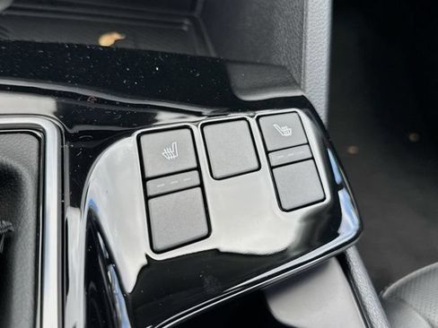 Used 2025 Kia Sportage EX w/ Premium Package FWD image 24