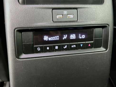 Used 2025 MAZDA CX-90 3.3 Turbo w/ Select Package image 26