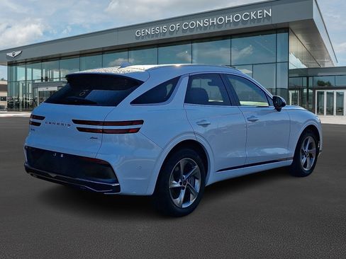 Certified 2026 Genesis GV70 2.5T Advanced AWD/4WD image 6