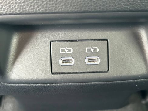 Certified 2025 Toyota Corolla Hatchback FWD image 21