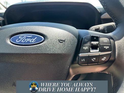 Certified 2025 Ford Maverick XLT w/ XLT Luxury Package AWD/4WD image 11