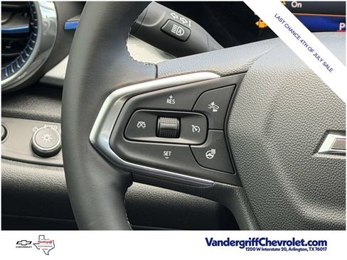 Used 2026 Chevrolet Trax LT w/ Driver Confidence Package FWD image 14