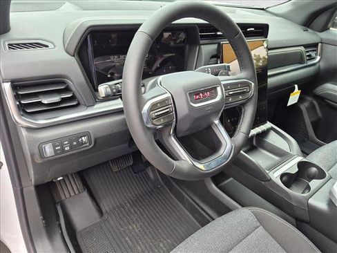 New 2026 GMC Terrain Elevation w/ Technology Package II AWD/4WD image 3